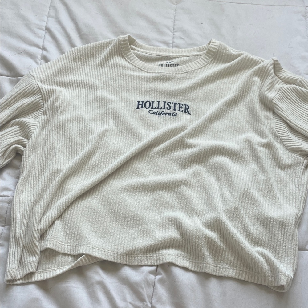 Hollister Off-White Ribbed Pullover